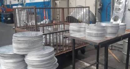 el-uso-de-aluminio-en-asaderas-para-horno-ofrece-una-combinación-ideal-de-rendimiento-durabilidad-y-versatilidad