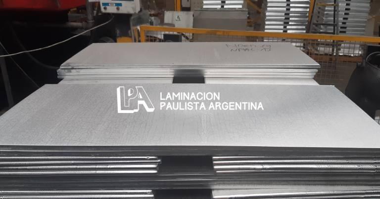 los-sorprendentes-beneficios-del-proceso-de-fundicion-continuous-caster-para-laminas-de-aluminio