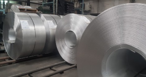 la-excelencia-en-bobinas-de-aluminio-el-proceso-de-laminacion-en-frio
