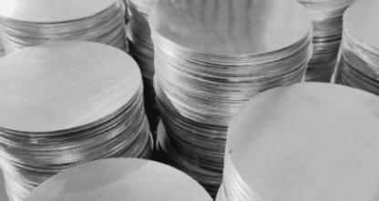 la-personalizacion-en-la-produccion-de-discos-de-aluminio-es-posible