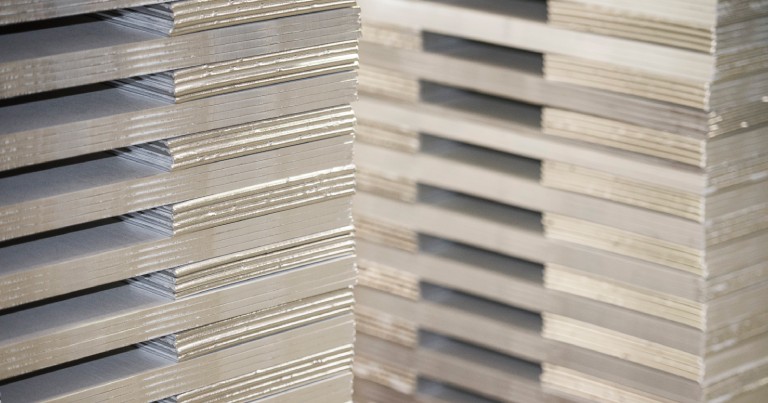 aproveche-las-ventajas-de-nuestras-laminas-de-aluminio-para-su-produccion