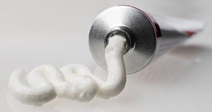 que-ventajas-tienen-los-envases-metalicos-en-la-cosmetica