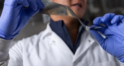 Baterías de iones de litio de estado sólido basadas en electrodos negativos de papel de aluminio