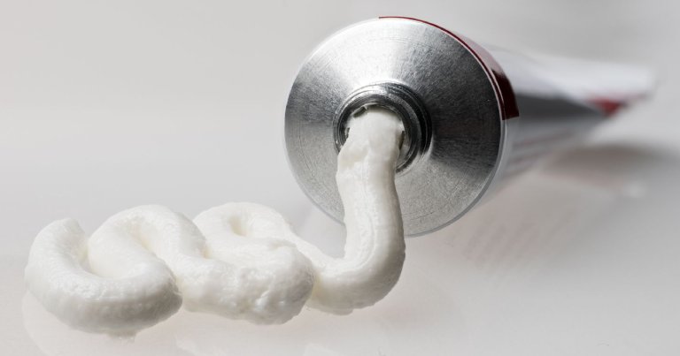 que-ventajas-tienen-los-envases-metalicos-en-la-cosmetica